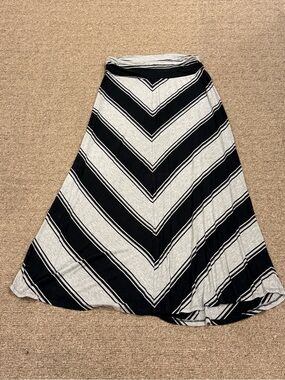 Long flowy maxi skirt